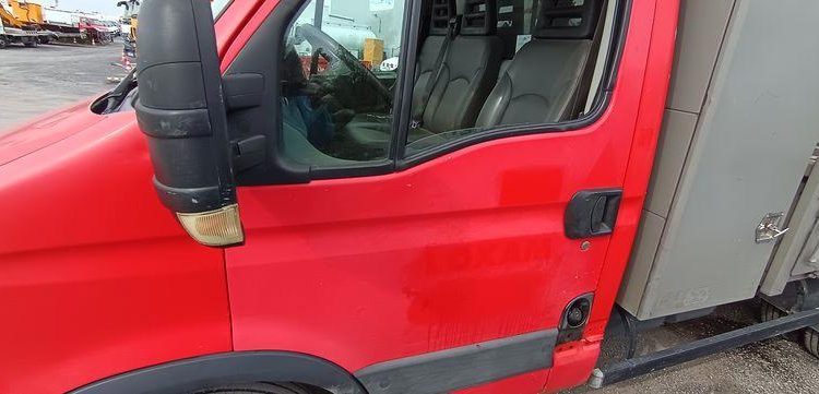 IVECO 35C13 BENNE SIMPLE CABINE COFFRE  CV-890-PM