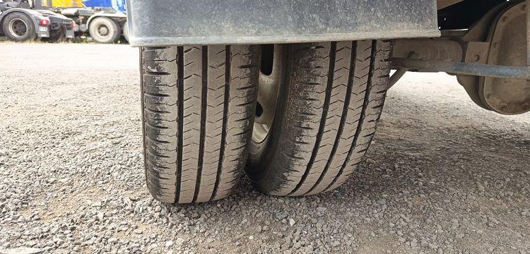 IVECO 35C13 BENNE SIMPLE CABINE COFFRE  CV-890-PM