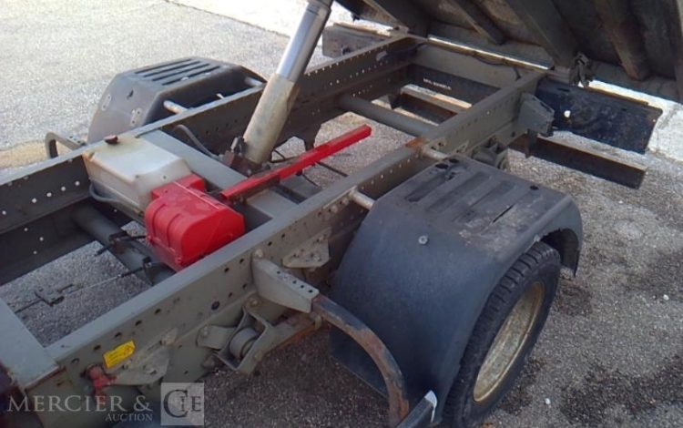IVECO 35C BENNE SIMPLE CABINE COFFRE  CZ-373-FB