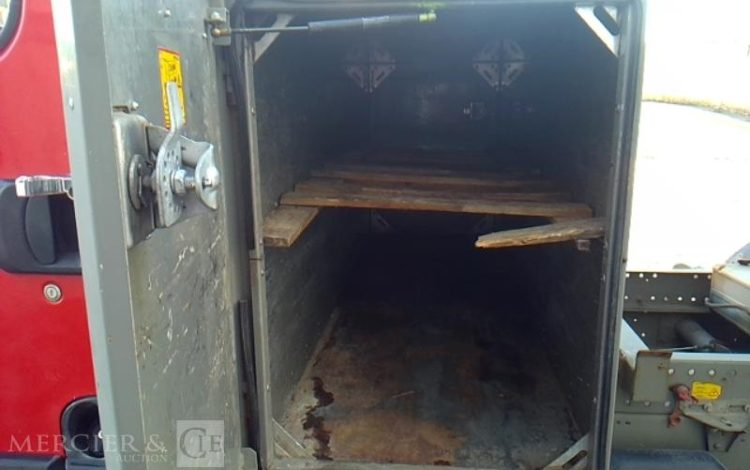 IVECO 35C BENNE SIMPLE CABINE COFFRE  CZ-373-FB