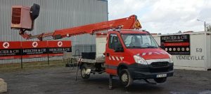 IVECO 35S11  AVEC NACELLE 18 M  DC-938-EW