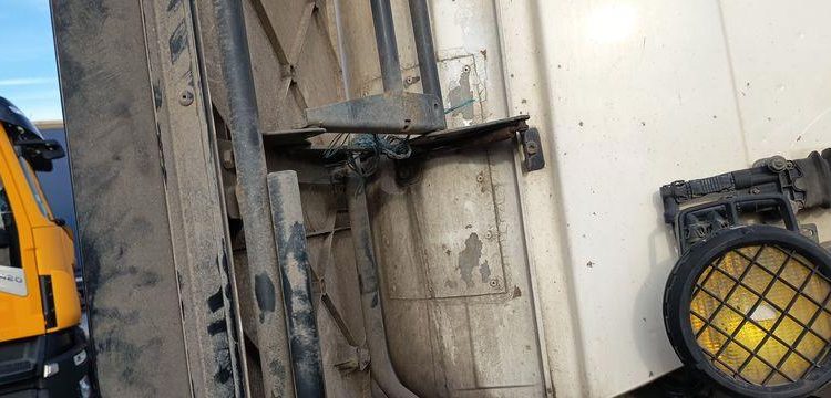 SCANIA R440 EQUIPE HYDRAULIQUE  DE-821-TX