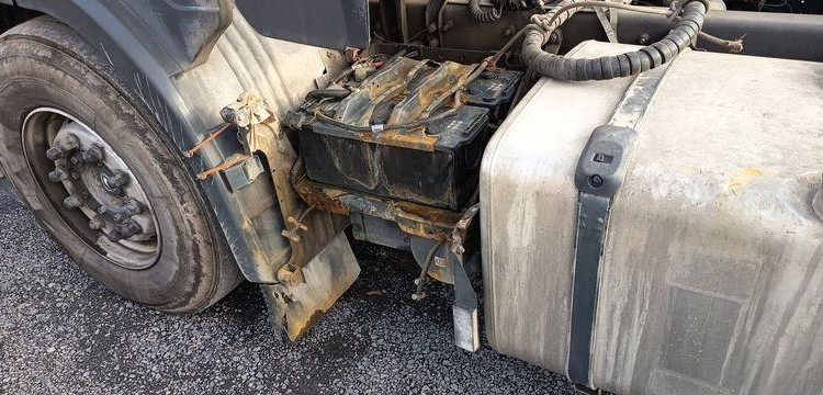 SCANIA R440 EQUIPE HYDRAULIQUE  DE-821-TX