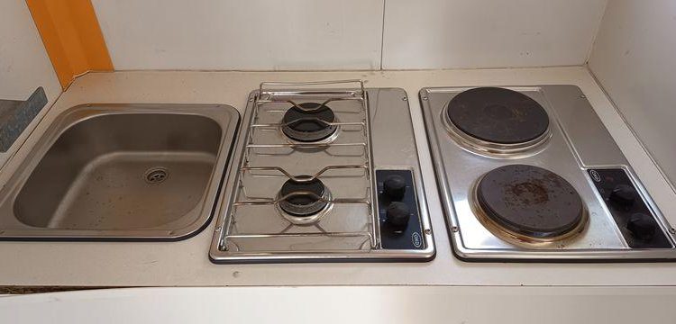 CNSE ABRIS CHANTIER 9M2 ISOLE + WC  DF-052-BM
