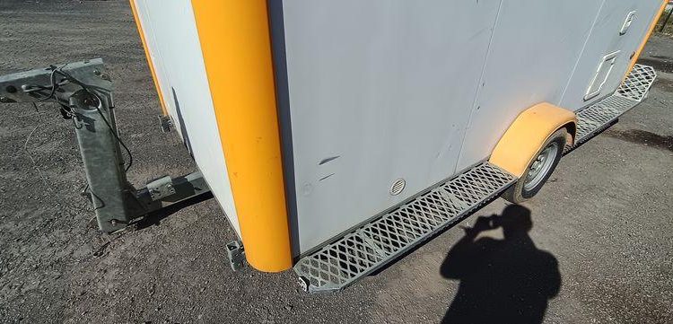 CNSE ABRIS CHANTIER 9M2 ISOLE + WC  DF-052-BM