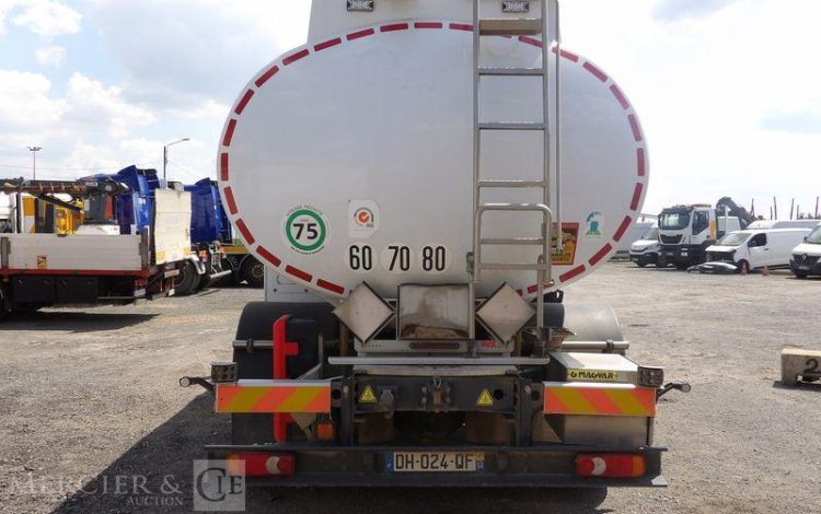 RENAULT MIDLUM 270 DXI CITERNE ,18 HEAVY 13000L PTAC 19 TONNES – DIESEL – 227470 KMS BLANC DH-024-QF
