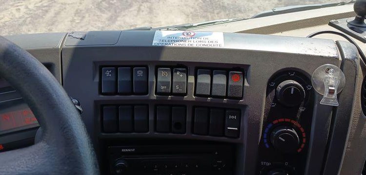 RENAULT MIDLUM 270 DXI CITERNE ,18 HEAVY 13000L PTAC 19 TONNES – DIESEL – 227470 KMS BLANC DH-024-QF