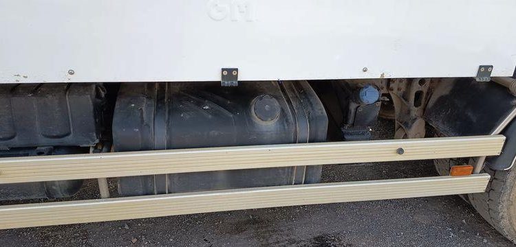 RENAULT MIDLUM 270 DXI CITERNE ,18 HEAVY 13000L PTAC 19 TONNES – DIESEL – 227470 KMS BLANC DH-024-QF