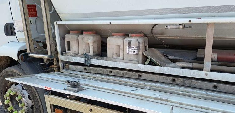 RENAULT MIDLUM 270 DXI CITERNE ,18 HEAVY 13000L PTAC 19 TONNES – DIESEL – 227470 KMS BLANC DH-024-QF