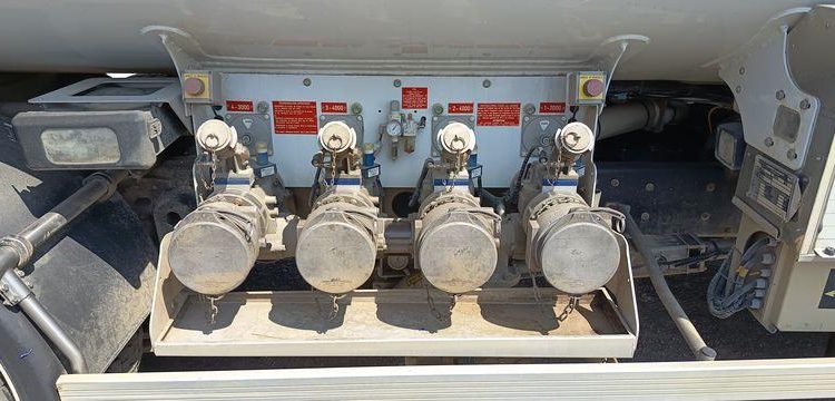 RENAULT MIDLUM 270 DXI CITERNE ,18 HEAVY 13000L PTAC 19 TONNES – DIESEL – 227470 KMS BLANC DH-024-QF