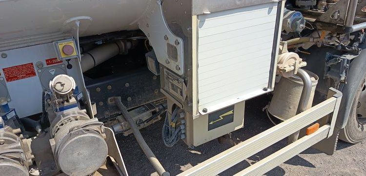 RENAULT MIDLUM 270 DXI CITERNE ,18 HEAVY 13000L PTAC 19 TONNES – DIESEL – 227470 KMS BLANC DH-024-QF