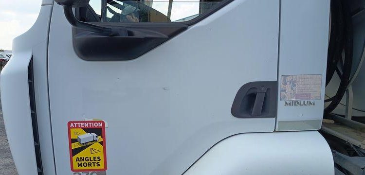 RENAULT MIDLUM 270 DXI CITERNE ,18 HEAVY 13000L PTAC 19 TONNES – DIESEL – 227470 KMS BLANC DH-024-QF
