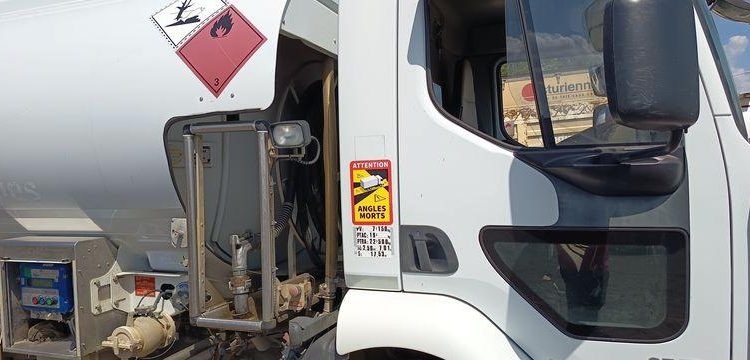 RENAULT MIDLUM 270 DXI CITERNE ,18 HEAVY 13000L PTAC 19 TONNES – DIESEL – 227470 KMS BLANC DH-024-QF