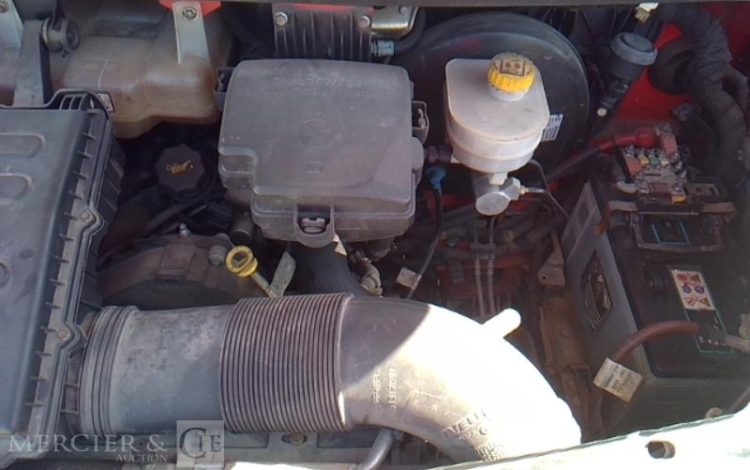IVECO 35C13 BENNE  SIMPLE CABINE COFFRE ROUGE DH-651-QF