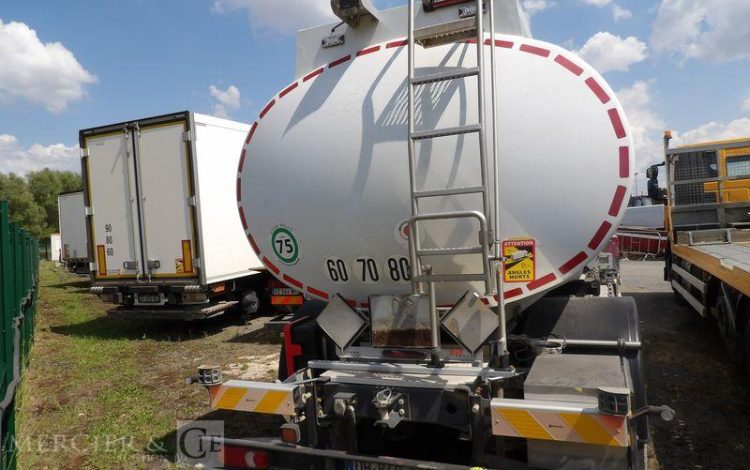 RENAULT MIDLUM 270 DXI CITERNE ,18 HEAVY  13000L – PTAC 19 TONNES – DIESEL -234400 KMS BLANC DH-849-KB