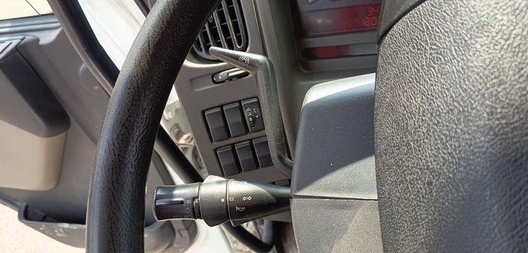 RENAULT MIDLUM 270 DXI CITERNE ,18 HEAVY  13000L – PTAC 19 TONNES – DIESEL -234400 KMS BLANC DH-849-KB