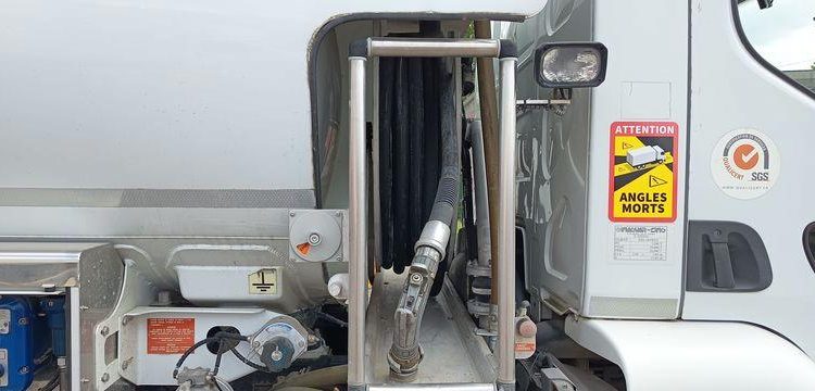 RENAULT MIDLUM 270 DXI CITERNE ,18 HEAVY  13000L – PTAC 19 TONNES – DIESEL -234400 KMS BLANC DH-849-KB