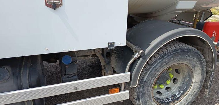 RENAULT MIDLUM 270 DXI CITERNE ,18 HEAVY  13000L – PTAC 19 TONNES – DIESEL -234400 KMS BLANC DH-849-KB