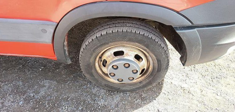 IVECO 35C13 BENNE SIMPLE CABINE COFFRE  DH-945-ST
