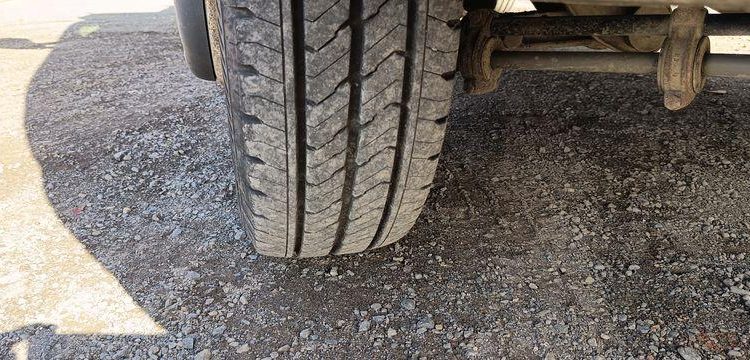 IVECO 35C13 BENNE SIMPLE CABINE COFFRE  DH-945-ST
