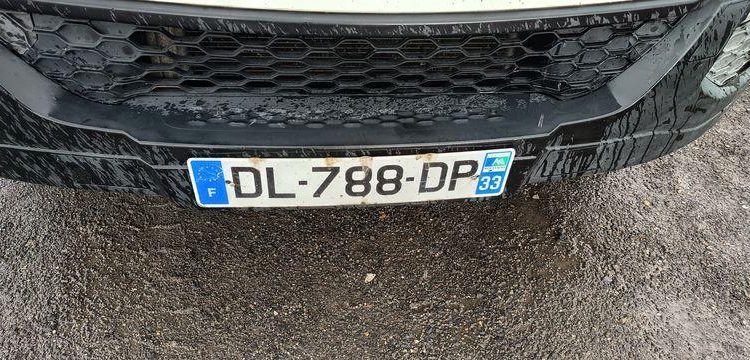 IVECO DAILY BENNE AVEC COFFRE AICIER DIESEL BLANC DL-788-DP