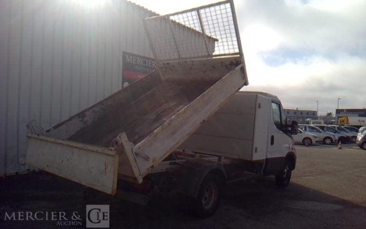 IVECO 35C BENNE  NON ROULANT TREUIL  DS-345-CE