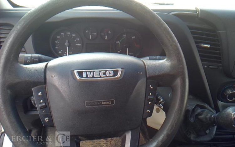 IVECO 35C BENNE  NON ROULANT TREUIL  DS-345-CE