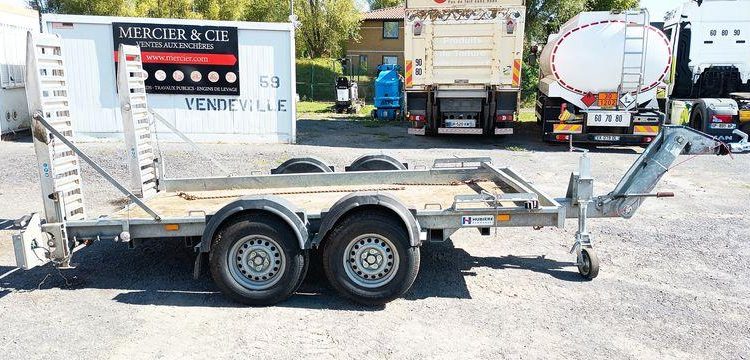 HUBIERE REMORQUE PORTE ENGIN 2T8  DZ-087-EL