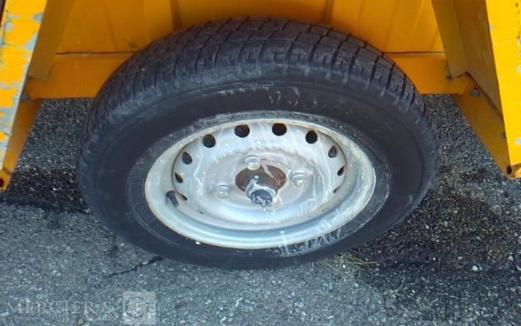 CNSE ABRIS DE CHANTIER 1 ESSIEU PTAC 750KG JAUNE EA-097-NZ