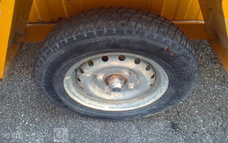 CNSE ABRIS DE CHANTIER 1 ESSIEU PTAC 750KG JAUNE EA-097-NZ