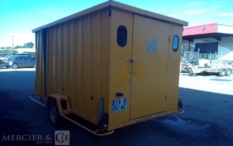 CNSE ABRIS DE CHANTIER 1 ESSIEU PTAC 750KG JAUNE EA-097-NZ