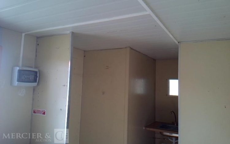 COURANT REMORQUE ABRI DE CHANTIER 2 ESSIEUX PTAC 2.5T JAUNE EH-581-HB