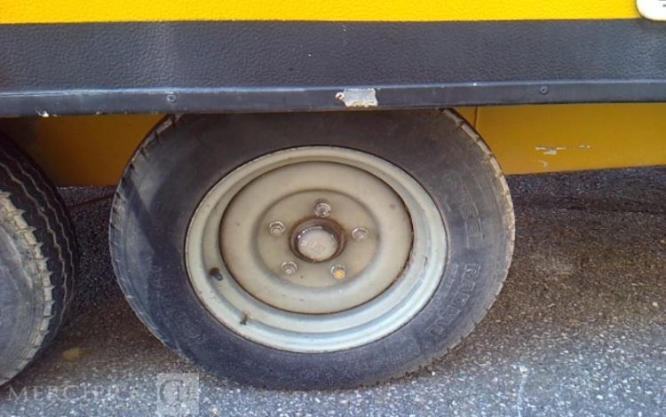 COURANT REMORQUE ABRI DE CHANTIER 2 ESSIEUX PTAC 2.5T JAUNE EH-581-HB