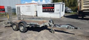 HUBIERE REMORQUE PORTE ENGIN 2T8  EJ-958-MZ