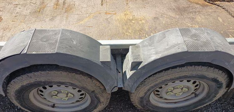 HUBIERE REMORQUE PORTE ENGIN 2T8  EJ-958-MZ