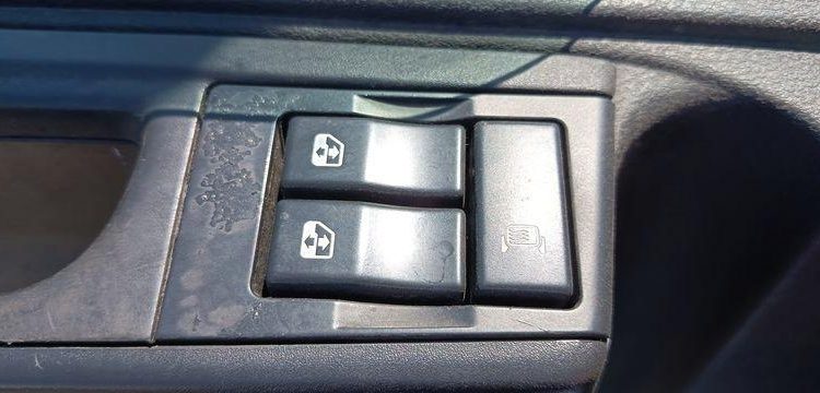 RENAULT CITERNE D19 HIGH P4X2 280E6 13500L – PTAC 19 TONNES –  DIESEL – 170381 KMS BLANC EK-079-DL