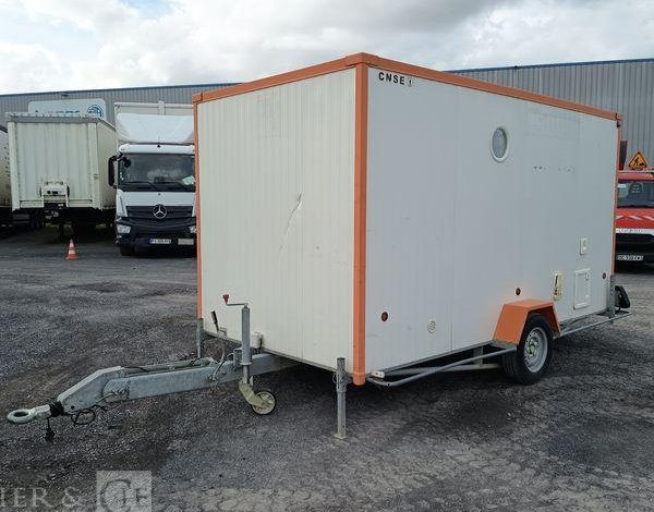 CNSE ABRI CHANTIER 9M2 ISOLE + WC  EK-675-CE