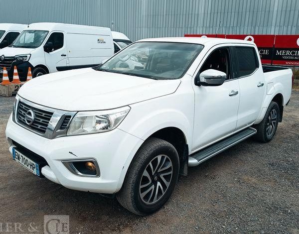 NISSAN NP 300 NAVARA (D23) 2.3 DCI 16V DOUBLE CABINE 4WD 190 CV – DIESEL – 105335 KMS BLANC EM-700-HP