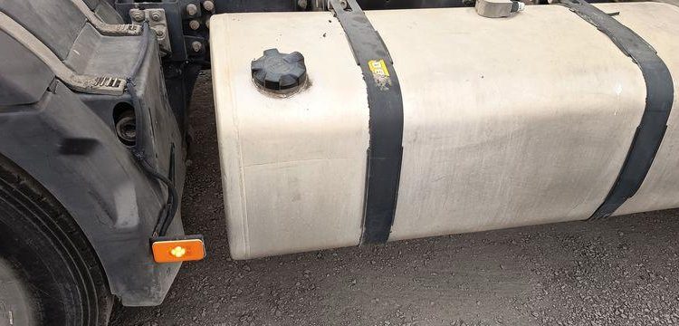 RENAULT T 480 COMFORT EQUIPE HYDRAULIQUE  EN-739-HE