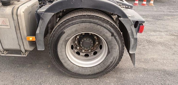 RENAULT T 480 COMFORT EQUIPE HYDRAULIQUE  EN-739-HE