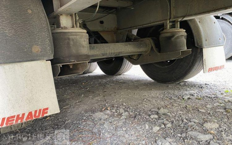 FRUEHAUF SEMI REMORQUE BACHEE – VENTE SUR DESIGNATION  EP-122-MK