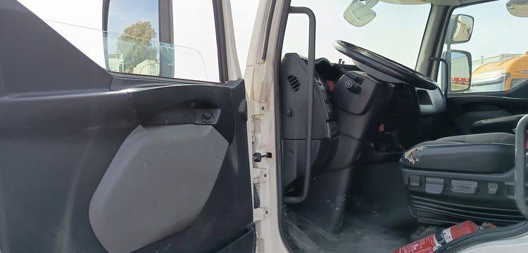 RENAULT PORTEUR D19 WIDE PAROIS LATERALES SOUPLESCOULISSANTES 8M 2 ESSIEUX SUSP. AIR HAY  EQ-439-GM