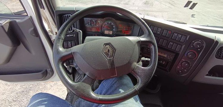 RENAULT PORTEUR D19 WIDE PAROIS LATERALES SOUPLESCOULISSANTES 8M 2 ESSIEUX SUSP. AIR HAY  EQ-439-GM