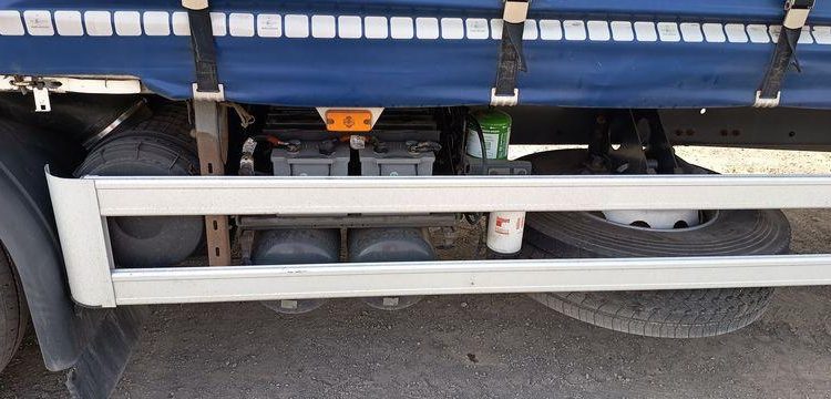 RENAULT PORTEUR D19 WIDE PAROIS LATERALES SOUPLESCOULISSANTES 8M 2 ESSIEUX SUSP. AIR HAY  EQ-439-GM