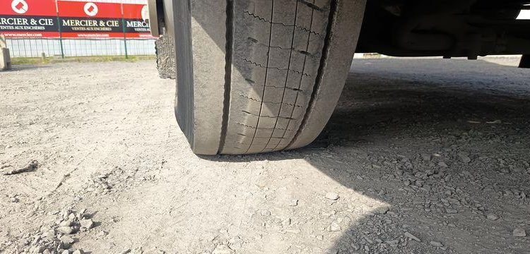 RENAULT PORTEUR D19 WIDE PAROIS LATERALES SOUPLESCOULISSANTES 8M 2 ESSIEUX SUSP. AIR HAY  EQ-439-GM