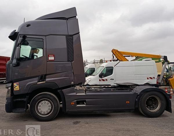 RENAULT T 520 DOUBLE RESERVOIR  ES-184-EA