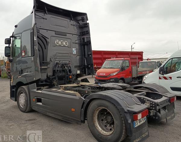 RENAULT T 520 DOUBLE RESERVOIR  ES-184-EA