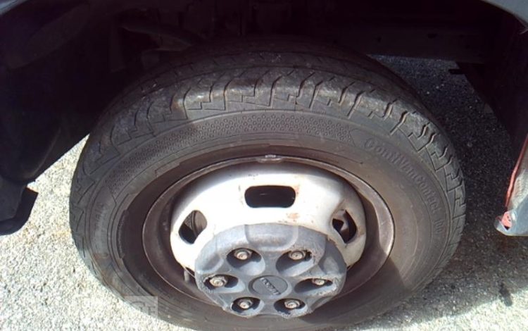 IVECO 35C12 BENNE SIMPLE CABINE NON ROULANT  ES-987-DJ