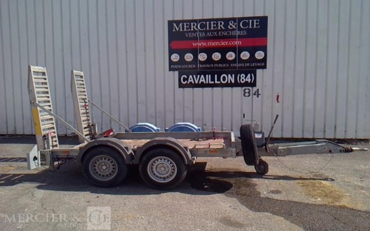 HUBIERE REMORQUE PORTE ENGIN 2T  ET-690-FF