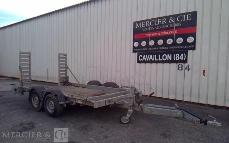 HUBIERE REMORQUE PORTE ENGIN 2T8  EV-452-XM